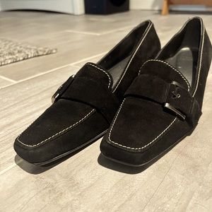 Stuart Weitzman vintage woman’s black slip on suede square toe kitten heel